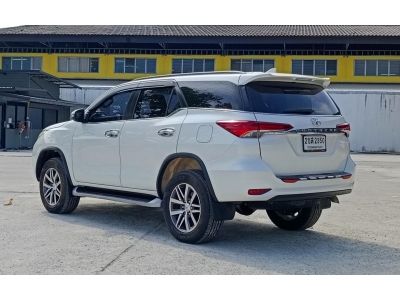 TOYOTA NEW FORTUNER 2.4 V.2WD.DISC 4 ล้อ AT ปี2018 รูปที่ 5